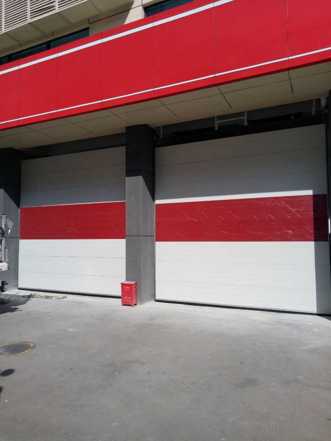 车库门.jpg